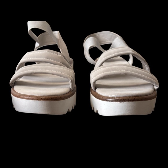 Stylus | Beige Platform Sandals | Padded Straps | Size 10 - Picture 6 of 8